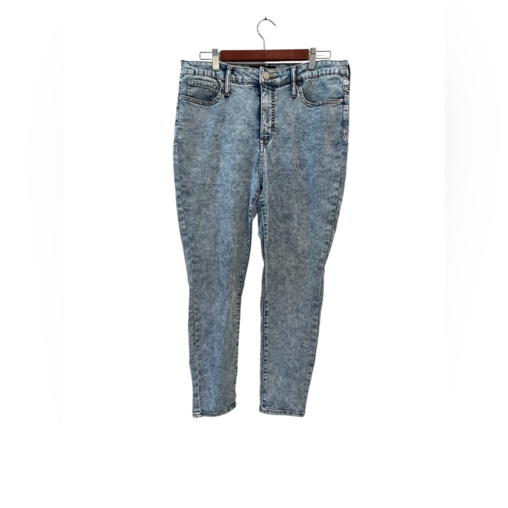 Jordache acid wash high rise curvy skinny Jean size 14
